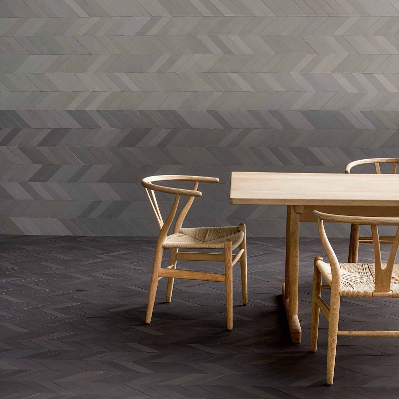 Керамогранит Mutina Mews Chevron Soot 5.5x19.6 см, черный